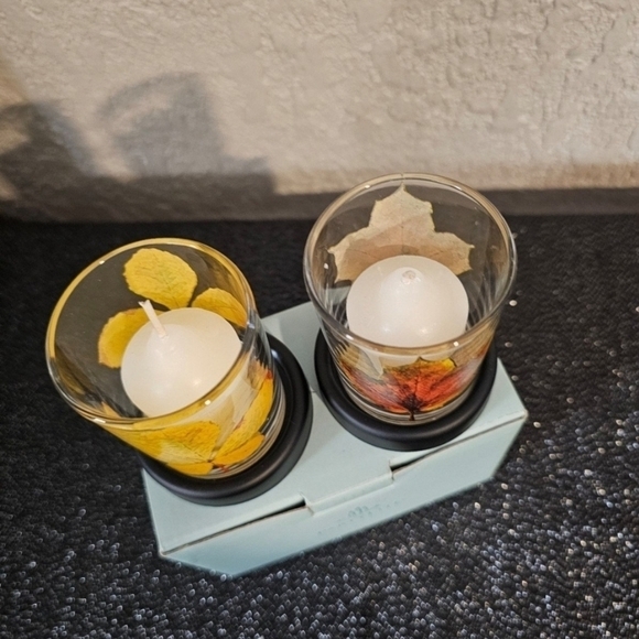 Partylite Fall Leaves Votive Holder Pair P9416 Autumn‎ Maple Leaf Glass - Picture 3 of 6